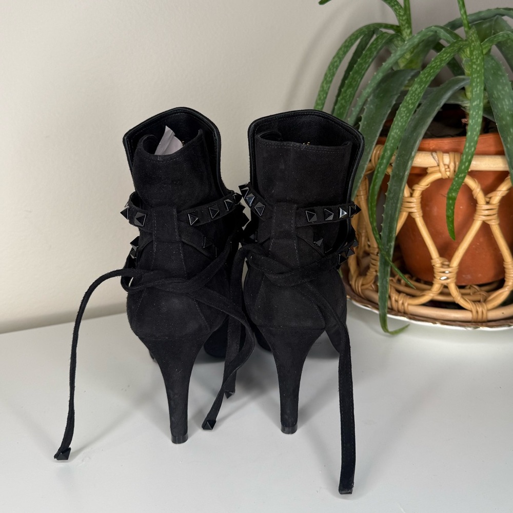 Valentino Garavani Rockstud Suede Ankle Boots Wrap Stud Heel Booties 37 - Picture 4 of 11